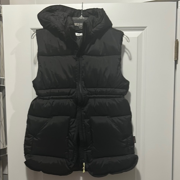 H&M Black Puffer Vest for Kids - Picture 1 of 3
